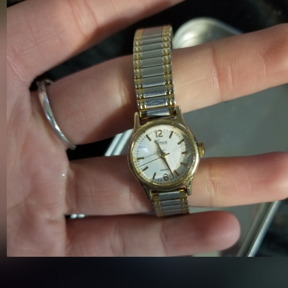 Timex Watch - Picture 2 of 3